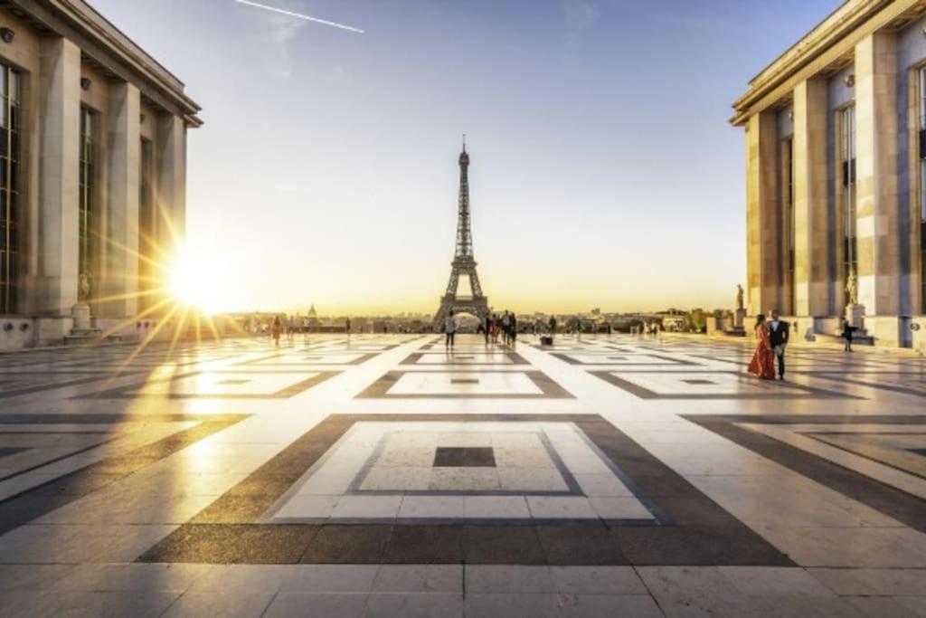 Tour Eiffel Terrasse Vue Seine Leilighet Paris Eksteriør bilde